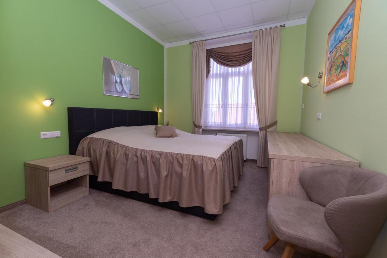 Apartments And Rooms Kod Eli Ravna Gora Exterior photo
