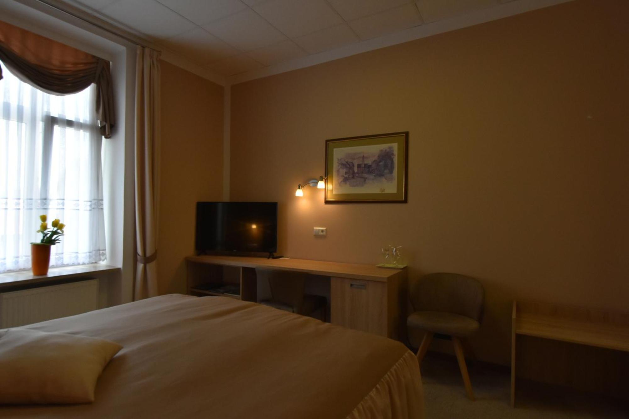 Apartments And Rooms Kod Eli Ravna Gora Exterior photo