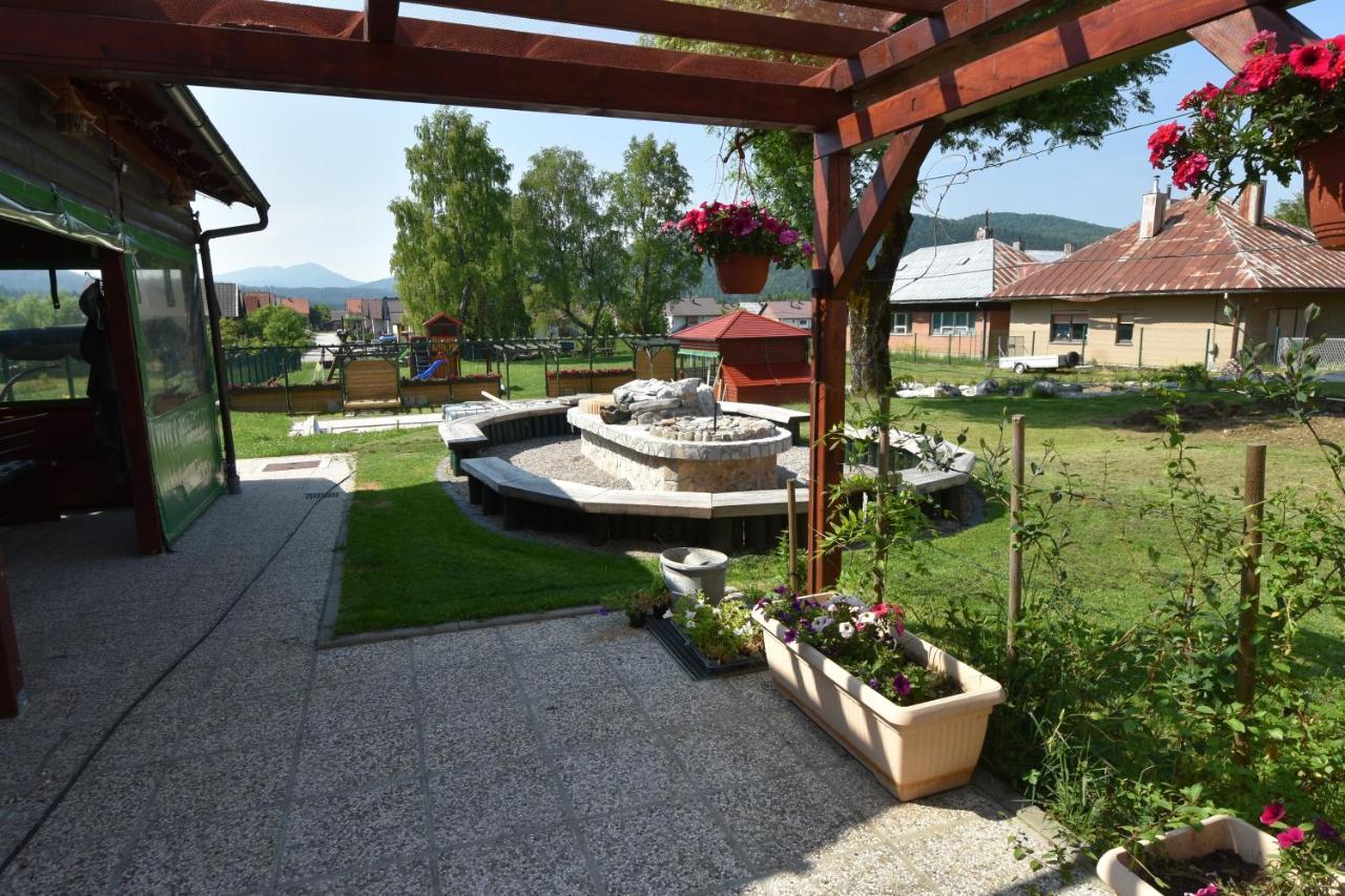 Apartments And Rooms Kod Eli Ravna Gora Exterior photo